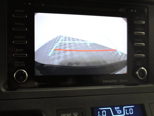 Used 2019 Toyota Sienna XLE FWD image 14