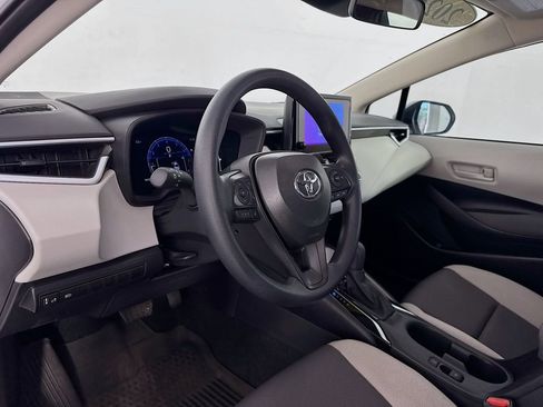 Used 2026 Toyota Corolla LE image 12
