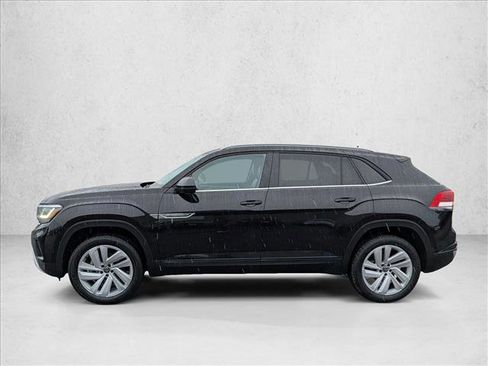 Used 2022 Volkswagen Atlas Cross Sport SE image 9