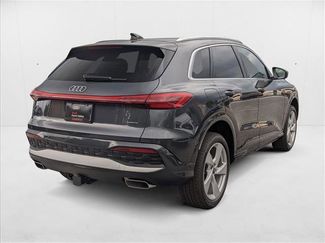 New 2025 Audi Q5 Premium Plus w/ Premium Plus video 2