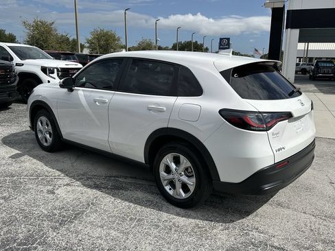 Used 2025 Honda HR-V LX image 7