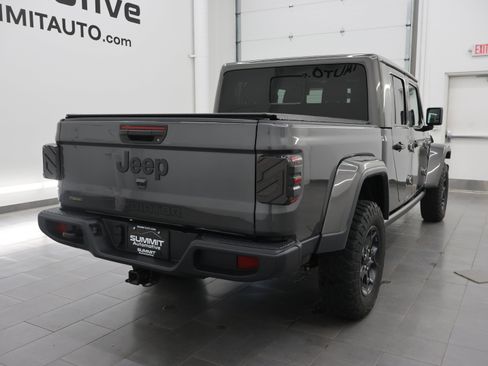 Used 2023 Jeep Gladiator Sport AWD/4WD image 4