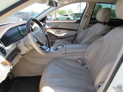Used 2017 Mercedes-Benz S 550 Sedan image 10