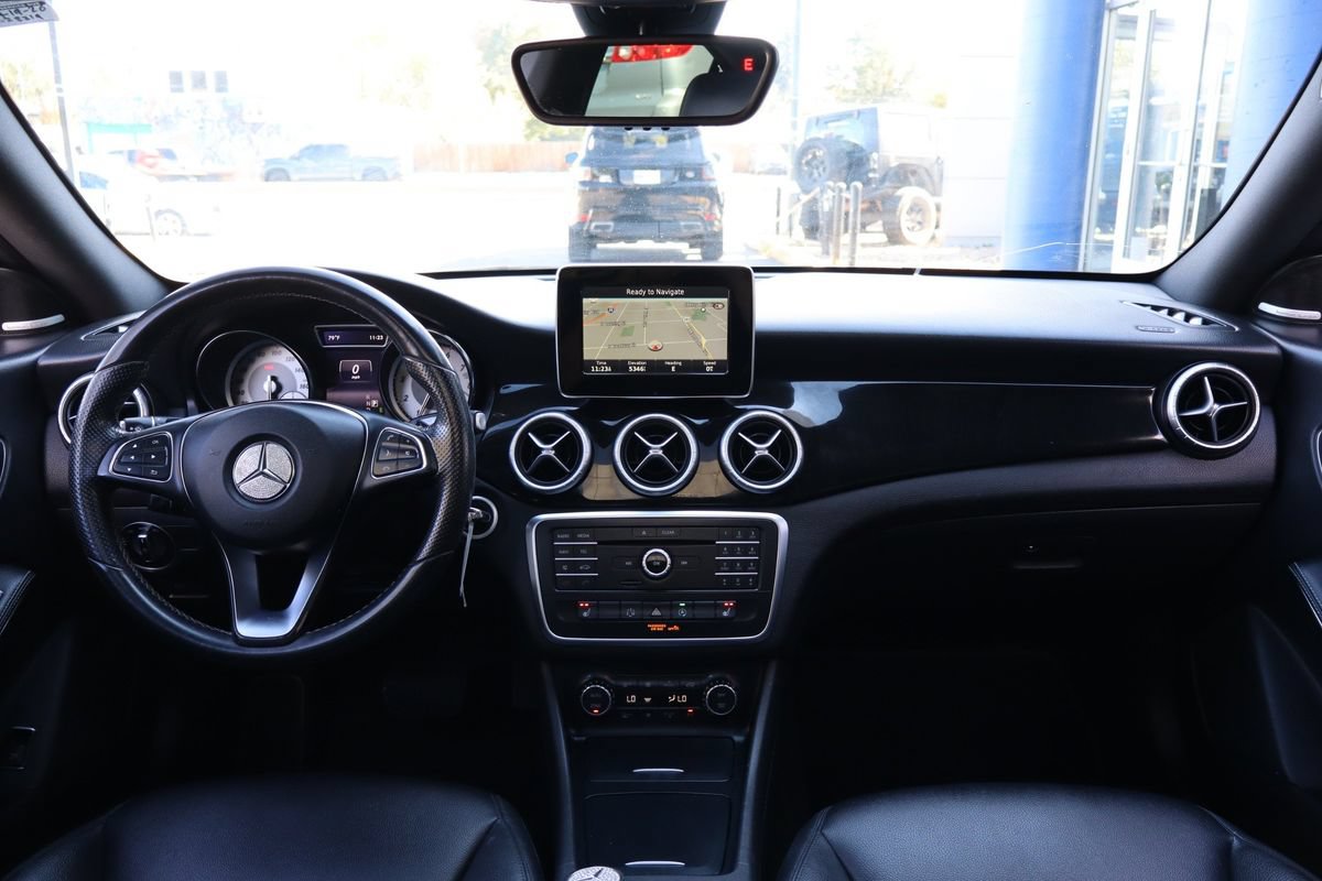 Used 2015 Mercedes-Benz CLA 250 4MATIC image 12