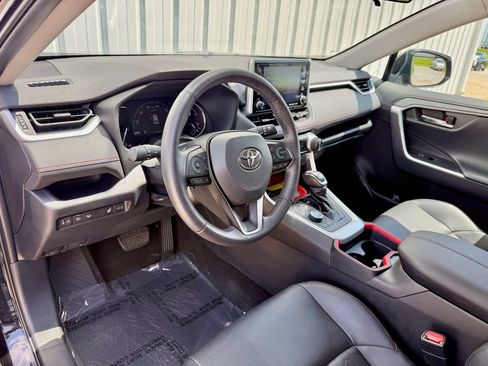 Used 2020 Toyota RAV4 TRD Off-Road w/ TRD Off-Road Weather Package AWD/4WD image 10