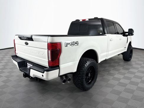 Used 2022 Ford F350 Lariat w/ Black Appearance Package AWD/4WD image 7