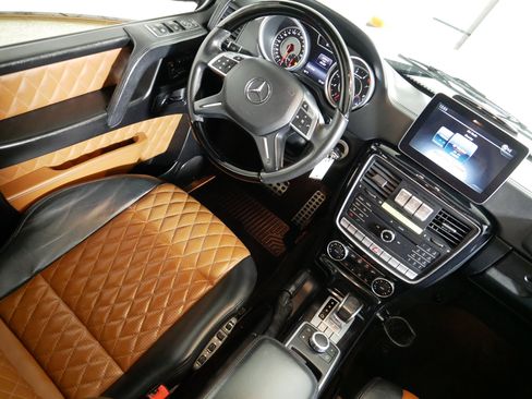 Used 2017 Mercedes-Benz G 63 AMG 4MATIC image 9