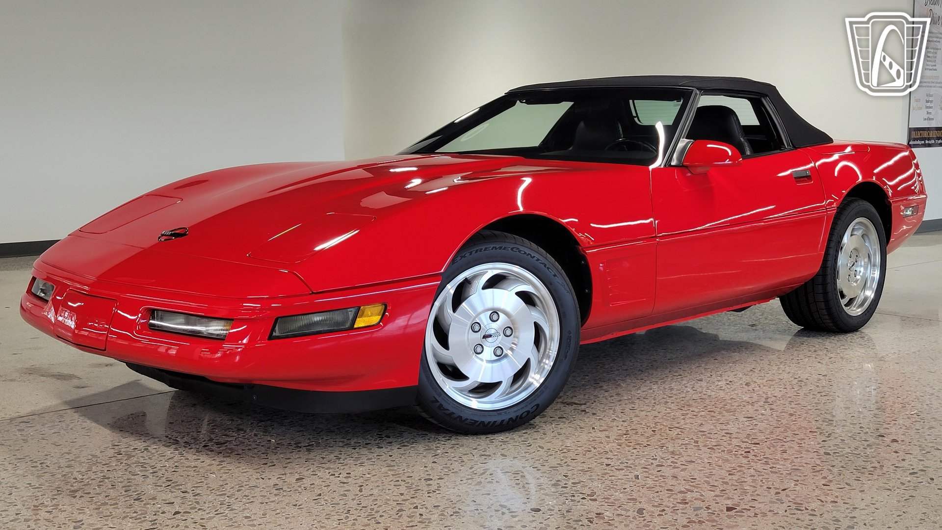 Used 1996 Chevrolet Corvette Convertible RWD image 18