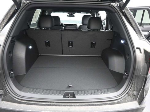 New 2026 GMC Terrain Elevation w/ Elevation Premium Package AWD/4WD image 14