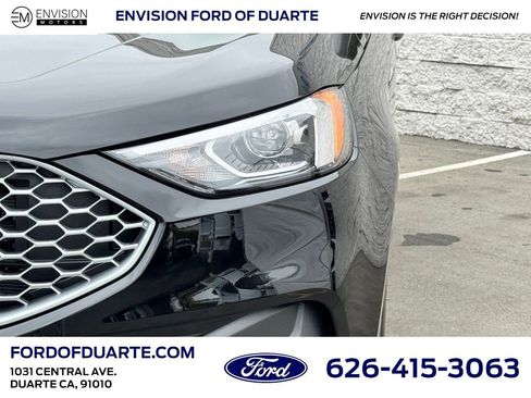 New 2024 Ford Edge SE image 8