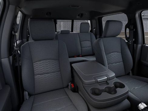 New 2026 RAM 2500 Tradesman AWD/4WD image 38