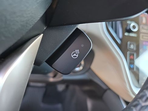 Used 2022 Subaru Outback Limited image 29