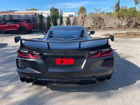 Used 2021 Chevrolet Corvette Stingray Coupe w/ 1LT image 10