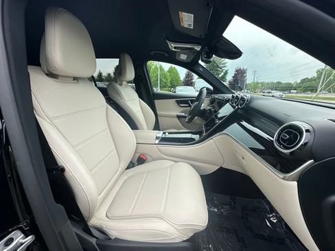 Used 2026 Mercedes-Benz GLC 300 4MATIC image 26