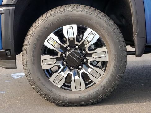 New 2025 GMC Sierra 2500 Denali w/ Technology Package image 9