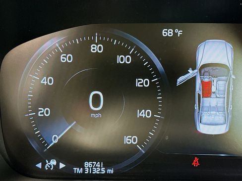 Used 2019 Volvo S60 T6 Inscription image 19