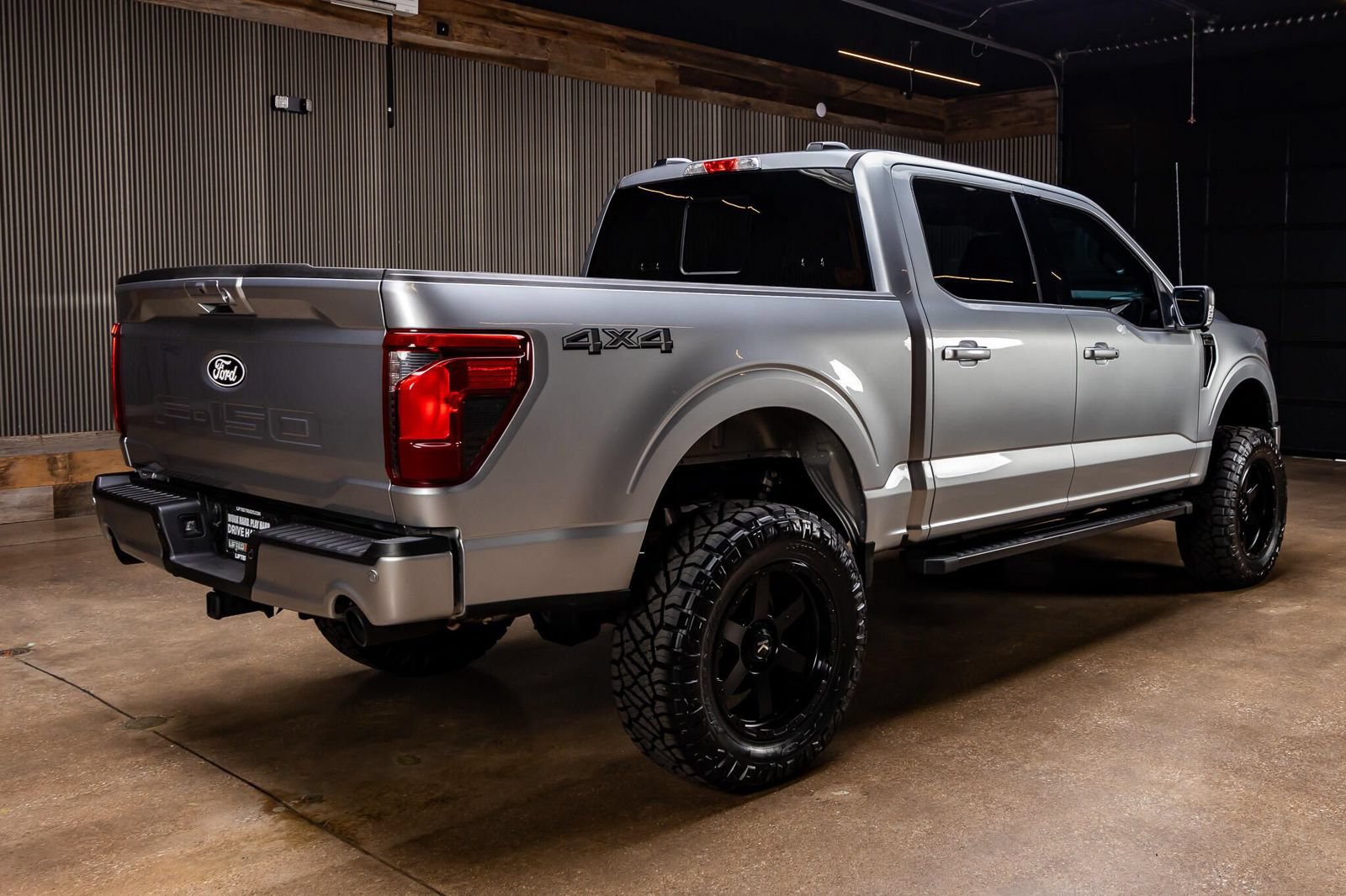 Used 2025 Ford F150 XLT w/ Equipment Group 302A MID AWD/4WD image 10