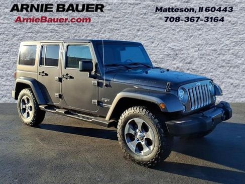 Used 2018 Jeep Wrangler Unlimited Sahara w/ Connectivity Group image 1