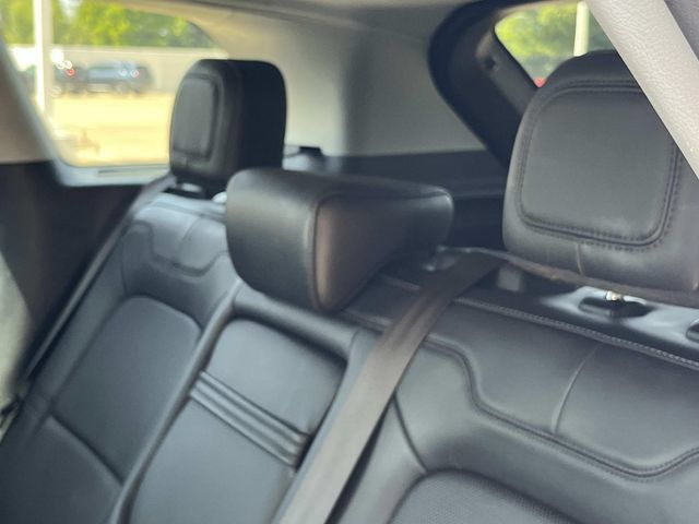 Used 2022 Lincoln Corsair Reserve w/ Equipment Group 201A AWD/4WD image 17