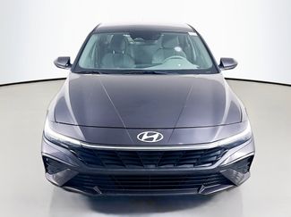 Used 2024 Hyundai Elantra SEL FWD video 2