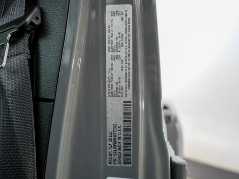 Used 2021 Jeep Wrangler Unlimited Sahara w/ Dual Top Group image 30