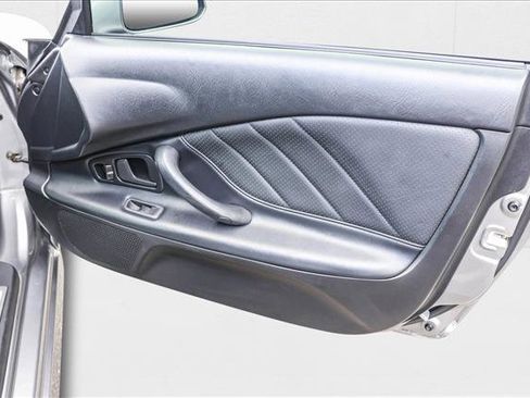 Used 2001 Honda S2000 image 22