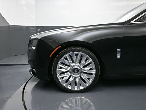 Certified 2025 Rolls-Royce Ghost image 12