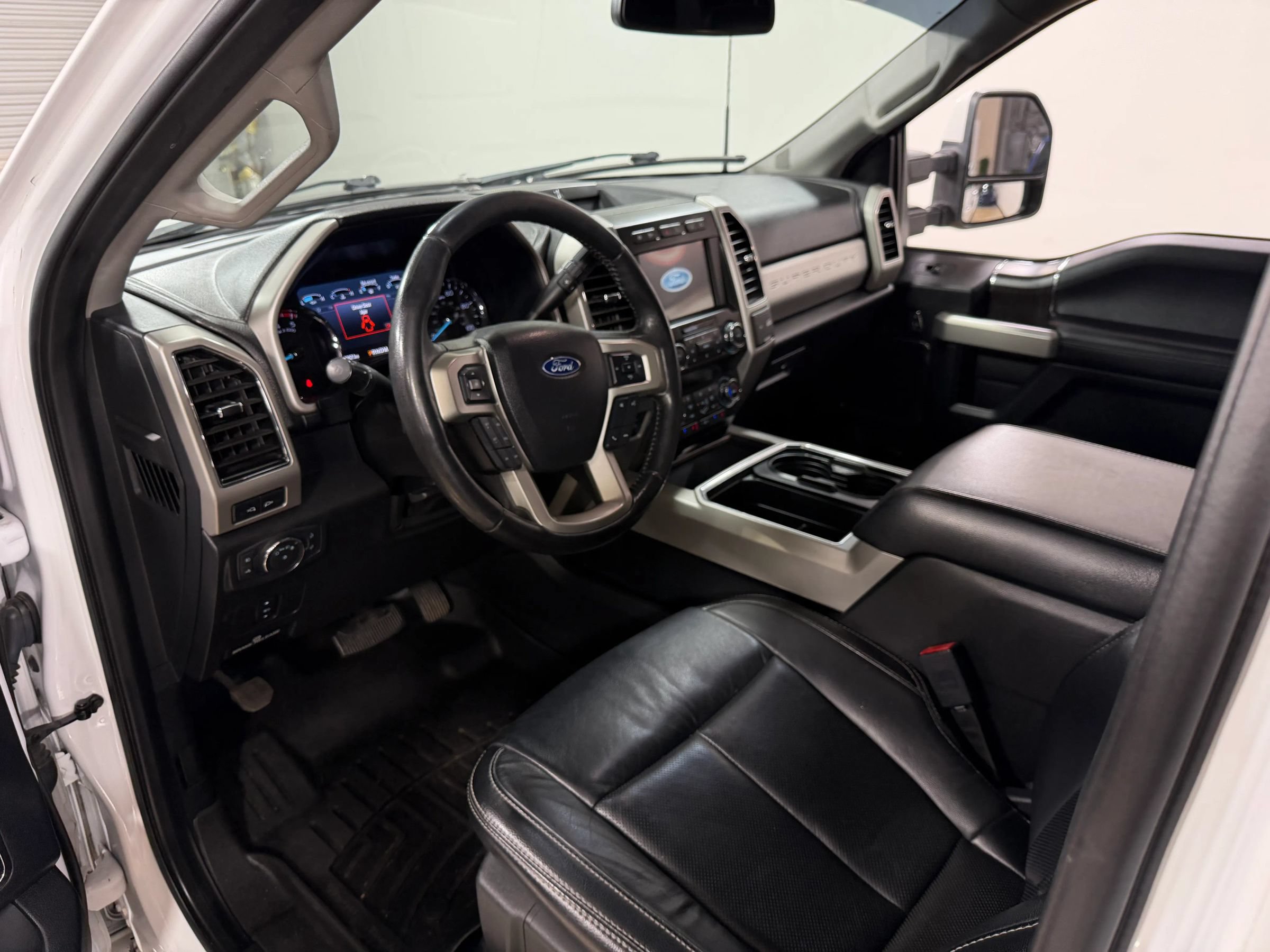 Used 2020 Ford F250 Lariat w/ Tremor Off-Road Package AWD/4WD image 5