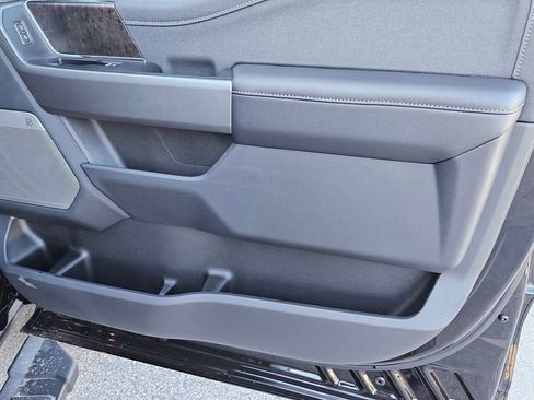 New 2026 Ford F350 Lariat w/ Black Appearance Package image 34