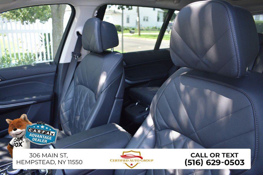 Used 2025 BMW X7 xDrive40i AWD/4WD image 10