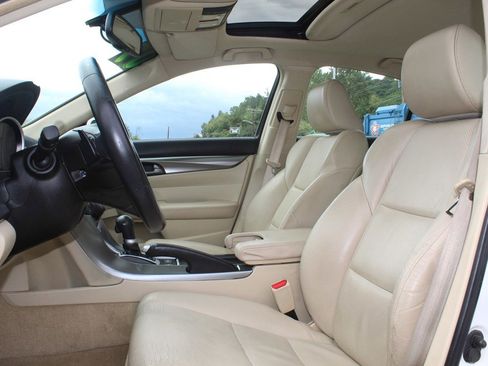 Used 2009 Acura TL w/ Technology Package image 10