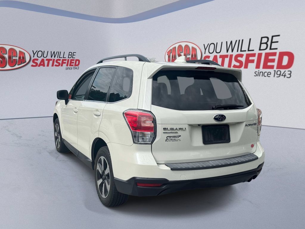 Used 2018 Subaru Forester 2.5i Limited AWD/4WD image 4