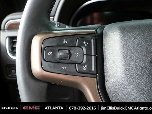 Used 2023 Chevrolet Tahoe High Country w/ Premium Package 2 AWD/4WD image 11