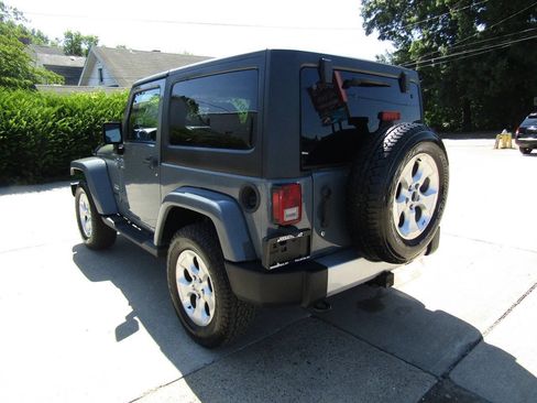 Used 2014 Jeep Wrangler Sahara w/ Dual Top Group AWD/4WD image 7