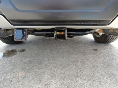 Used 2018 Ford Explorer XLT image 31