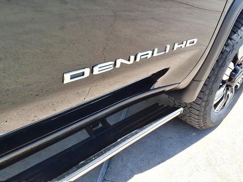 New 2026 GMC Sierra 2500 Denali w/ Denali Reserve Package image 10