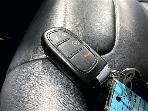 Used 2015 Jeep Cherokee Limited image 15