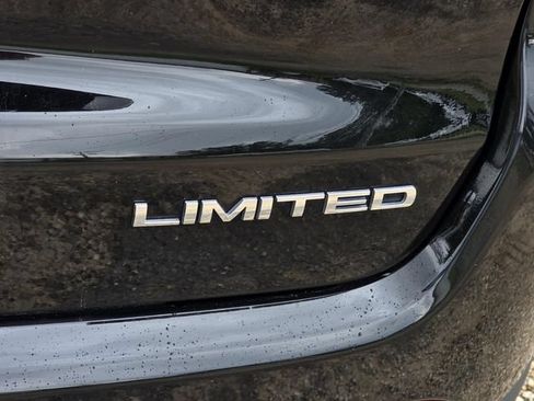 Used 2025 Jeep Compass Limited AWD/4WD image 8
