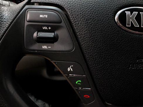 Used 2017 Kia Forte LX FWD image 26