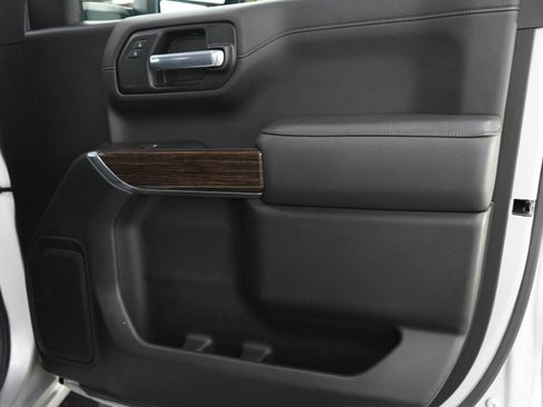 Used 2021 GMC Sierra 1500 SLE AWD/4WD image 9