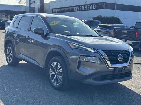 Used 2021 Nissan Rogue SV AWD/4WD image 2