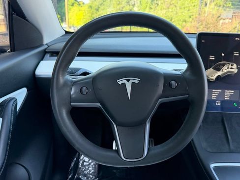 Used 2022 Tesla Model Y Performance AWD/4WD image 43