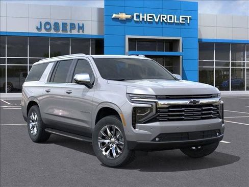 New 2026 Chevrolet Suburban Premier AWD/4WD image 9