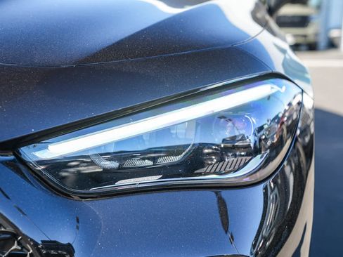 Used 2025 Mercedes-Benz CLE 300 CLE 300 image 7