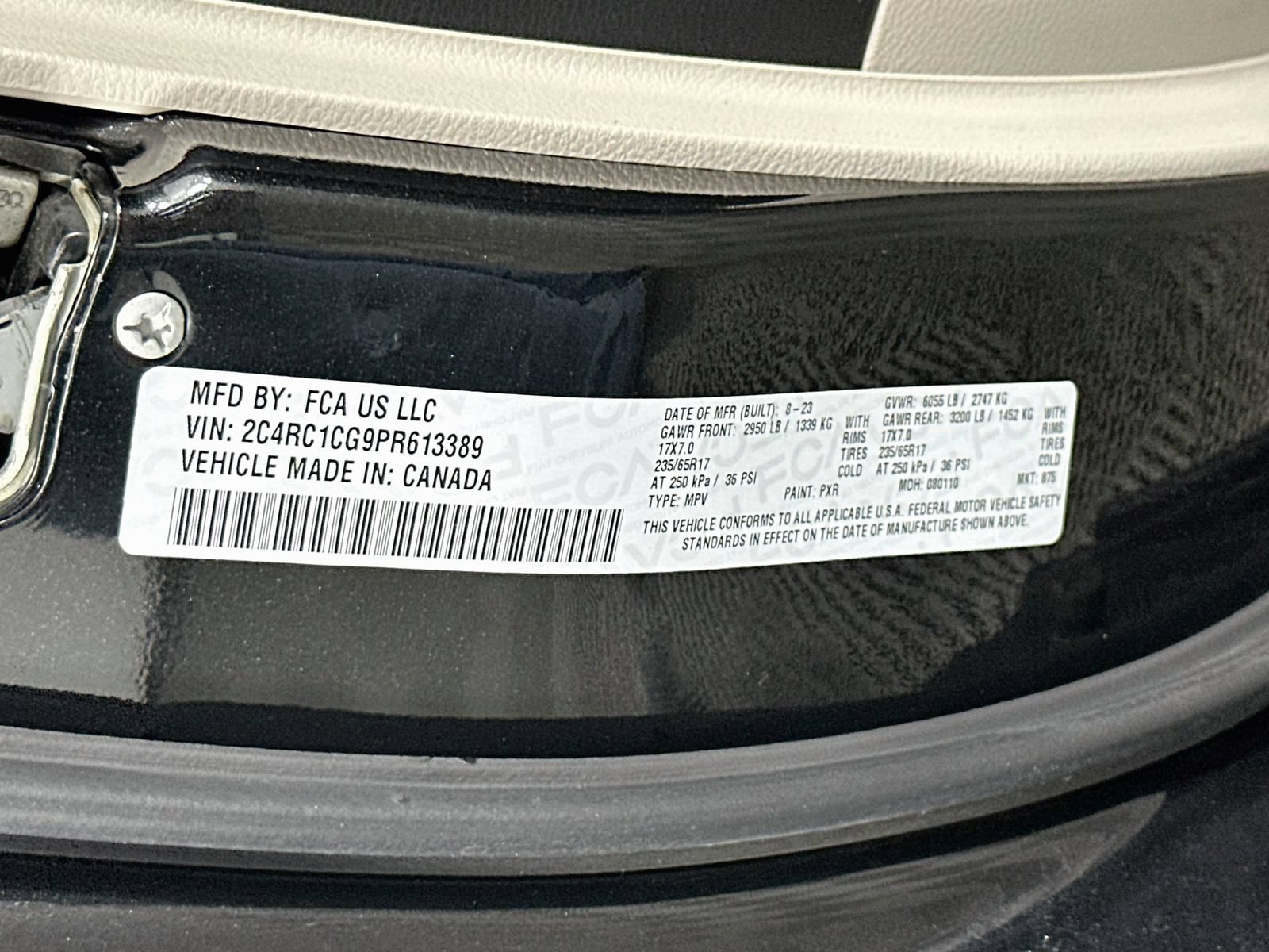 Used 2023 Chrysler Voyager LX FWD image 32