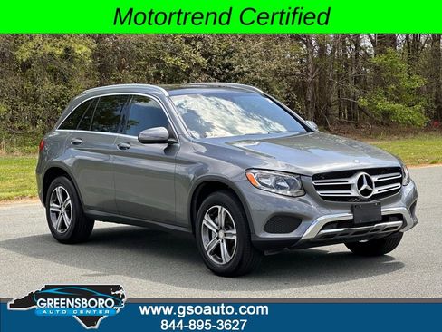 Used 2017 Mercedes-Benz GLC 300 4MATIC w/ Premium 1 Package image 10