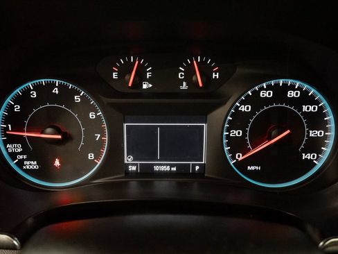 Used 2017 Chevrolet Malibu LT FWD image 14