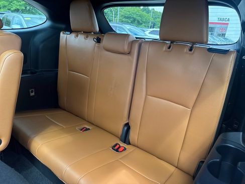 Used 2024 Toyota Highlander Platinum AWD/4WD image 41