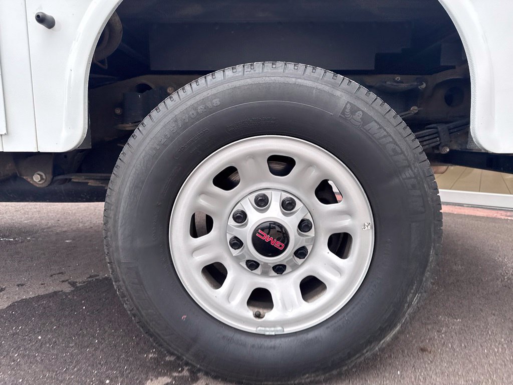 Used 2024 GMC Sierra 3500 Pro w/ Convenience Package AWD/4WD image 26