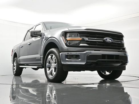 Used 2024 Ford F150 XLT w/ Mobile Office Package image 39